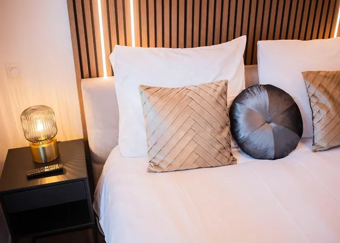 Luxurious 35M2 Designer Studio - R51A